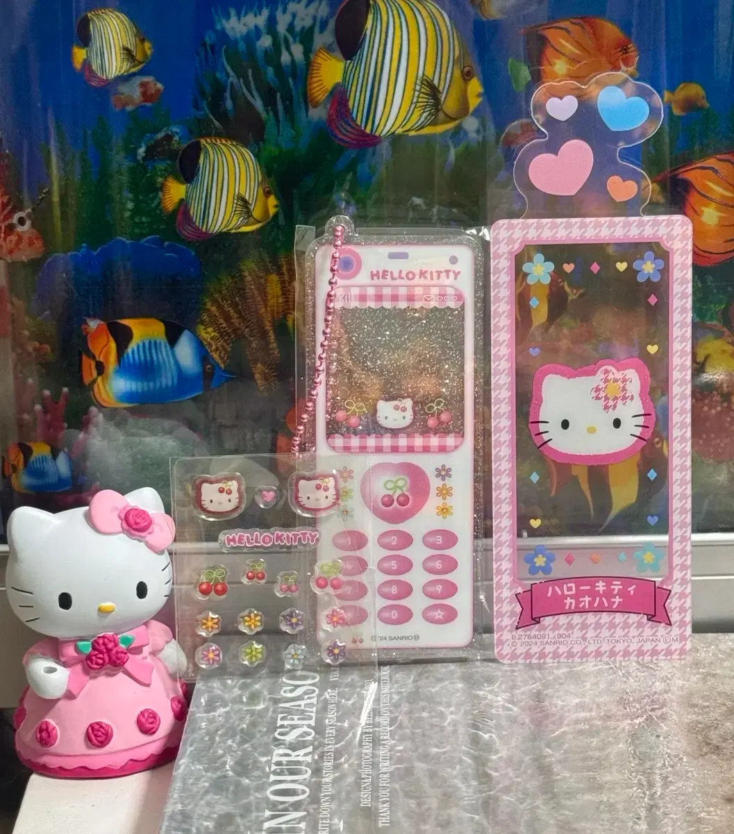 키티♡様 새상품) 헬로키티 핸드폰 아크릴 키링 헬로키티 일본 폴더폰